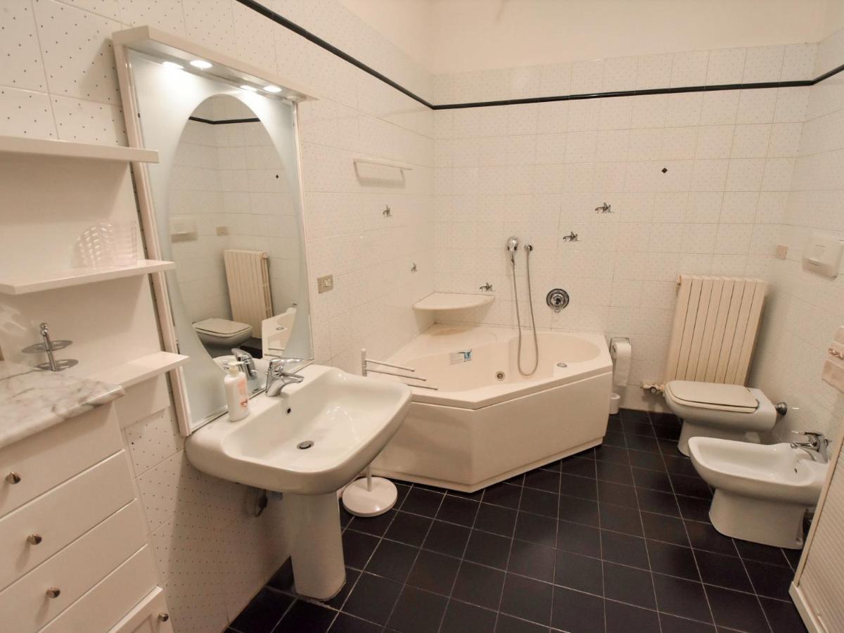 Apartment Campo Santa Maria Formosa By Interhome เวนิส ภายนอก รูปภาพ