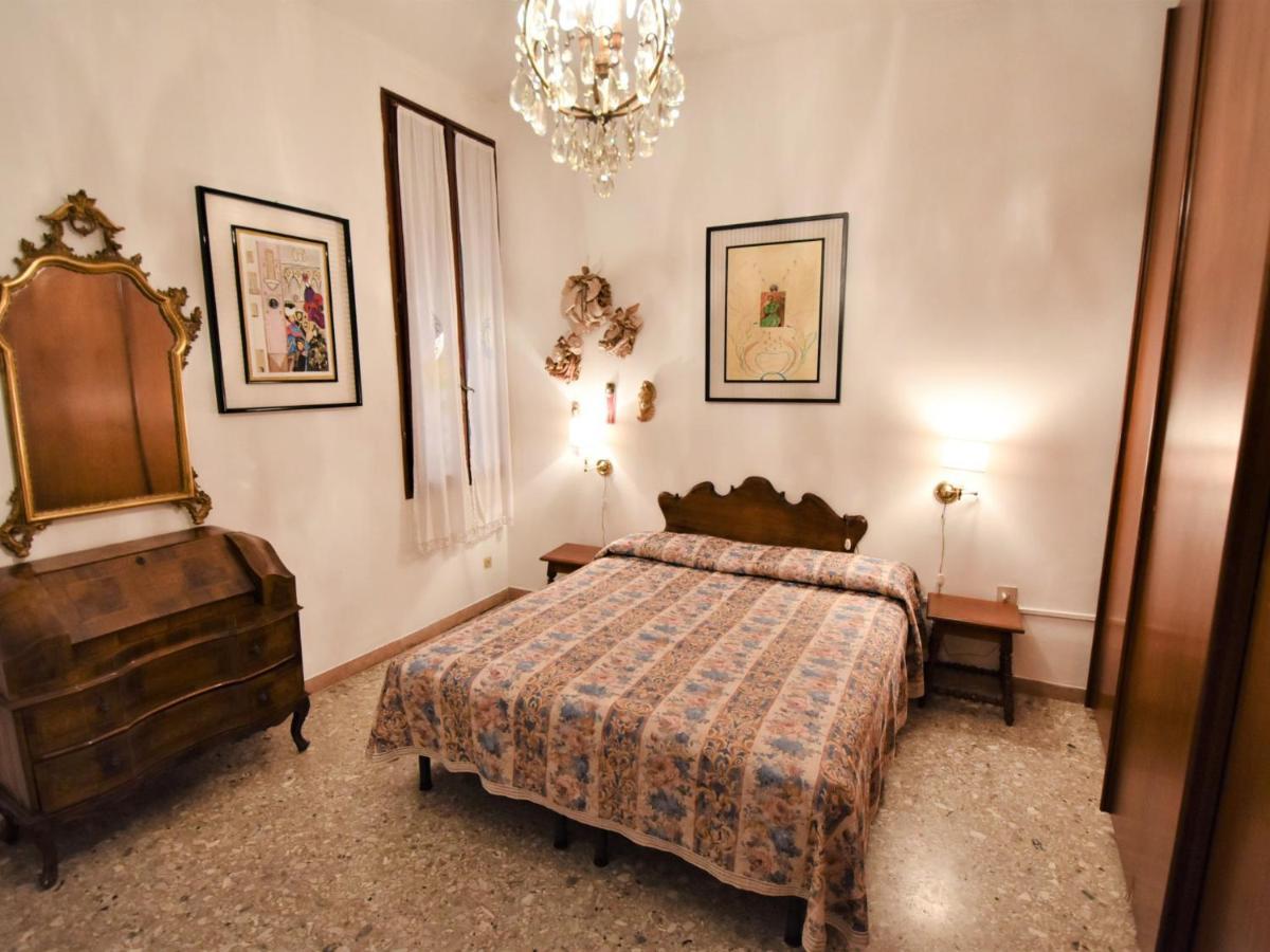 Apartment Campo Santa Maria Formosa By Interhome เวนิส ภายนอก รูปภาพ