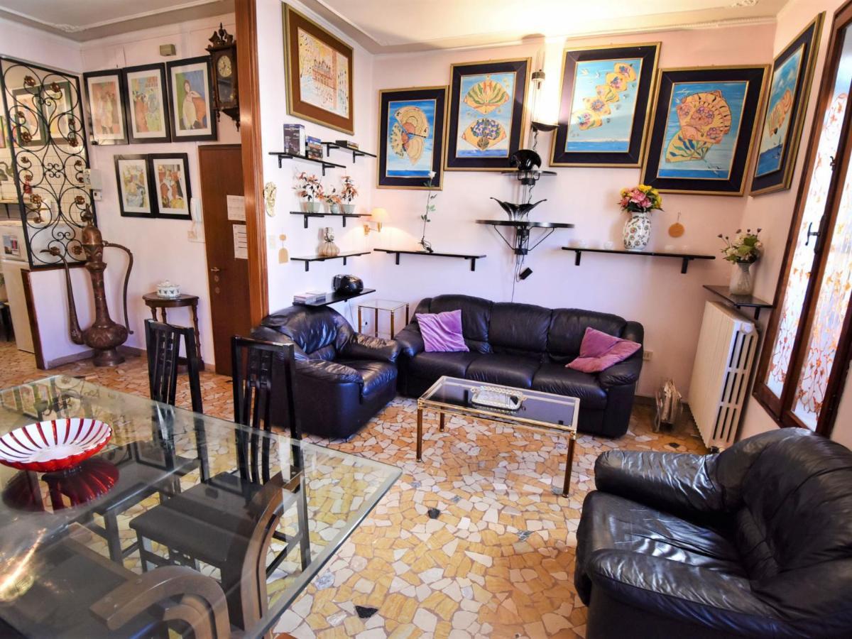 Apartment Campo Santa Maria Formosa By Interhome เวนิส ภายนอก รูปภาพ
